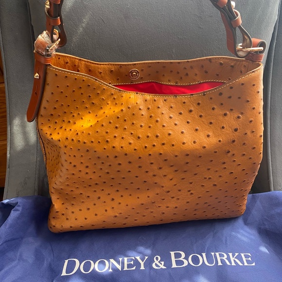 NWOT Dooney & Bourke Ostrich Camel Bag - Picture 3 of 11